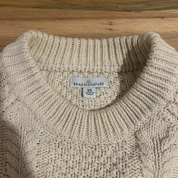 L.L. Bean Signature Cotton Fisherman Sweater - Picture 3 of 3